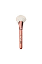 ACCESSORIES 143S BRONZER FAN BRUSH